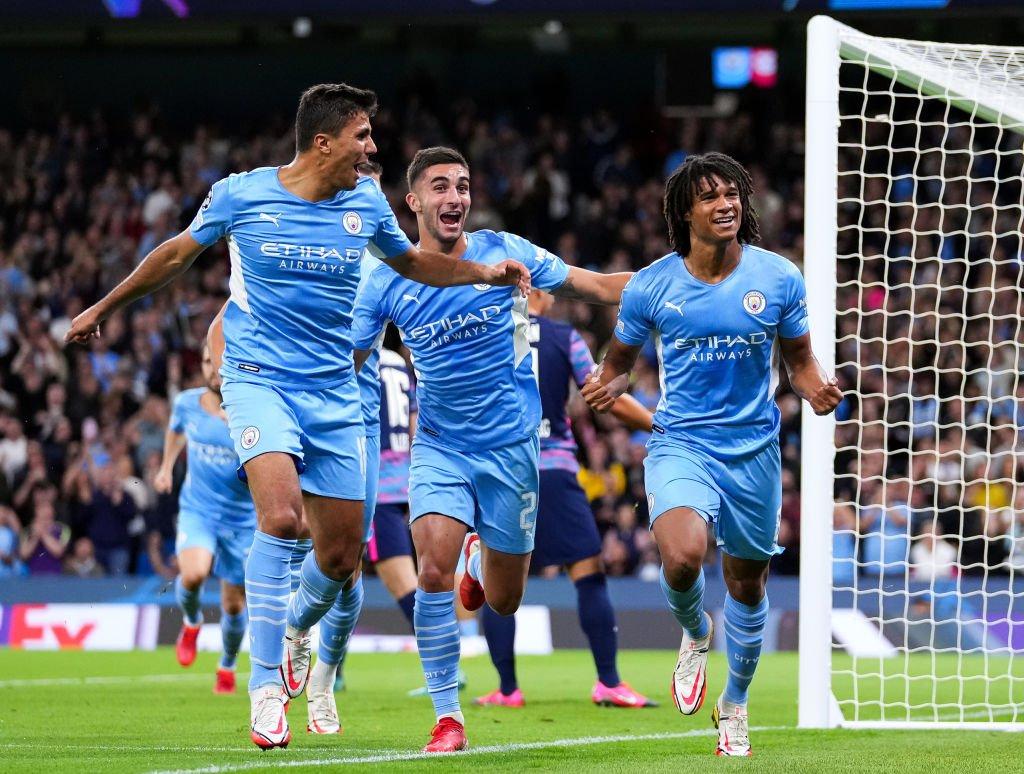Manchester City F.C là gì? Đội quân áo xanh mạnh mẽ