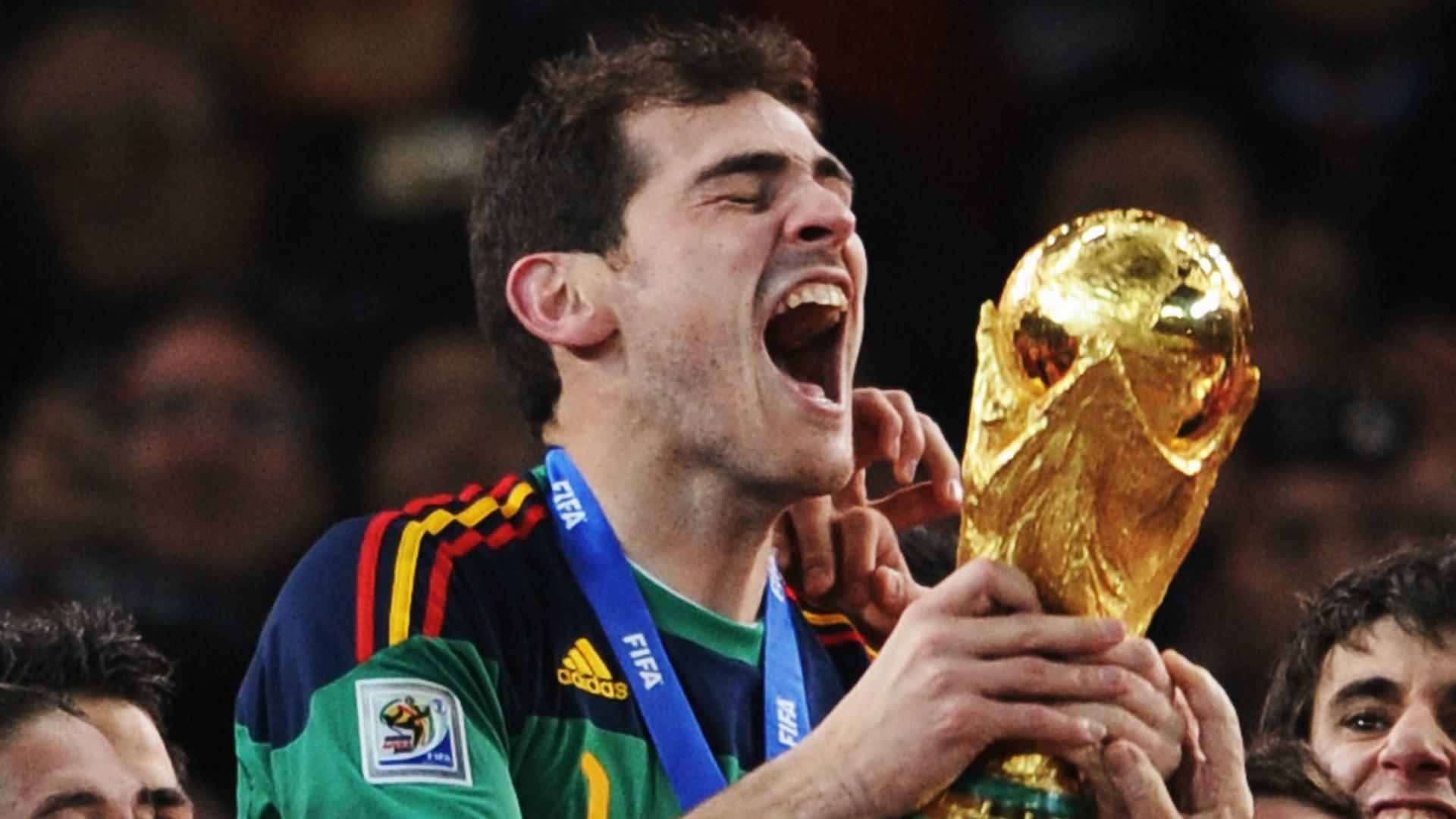 Iker Casillas là ai? Thủ môn xuất sắc nhất lịch sử