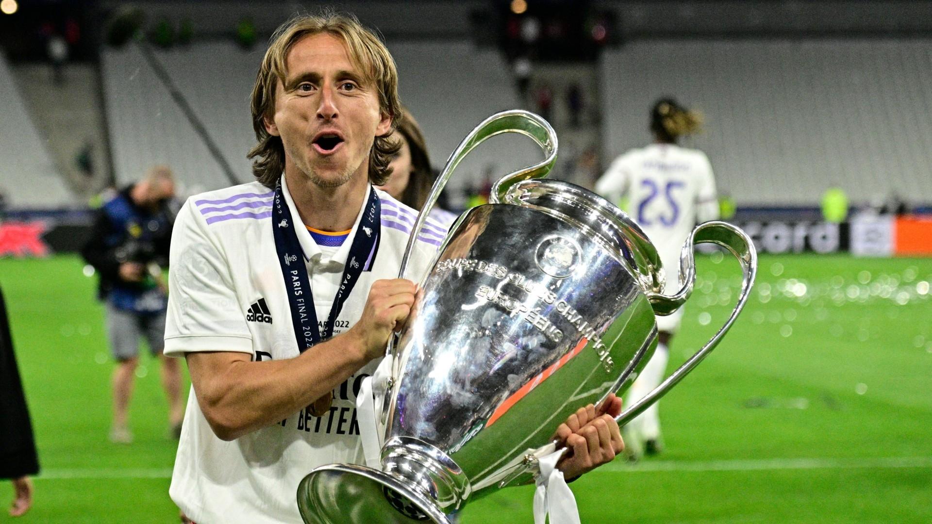 Luka Modric là ai? "Đỉnh cao" của Madrid