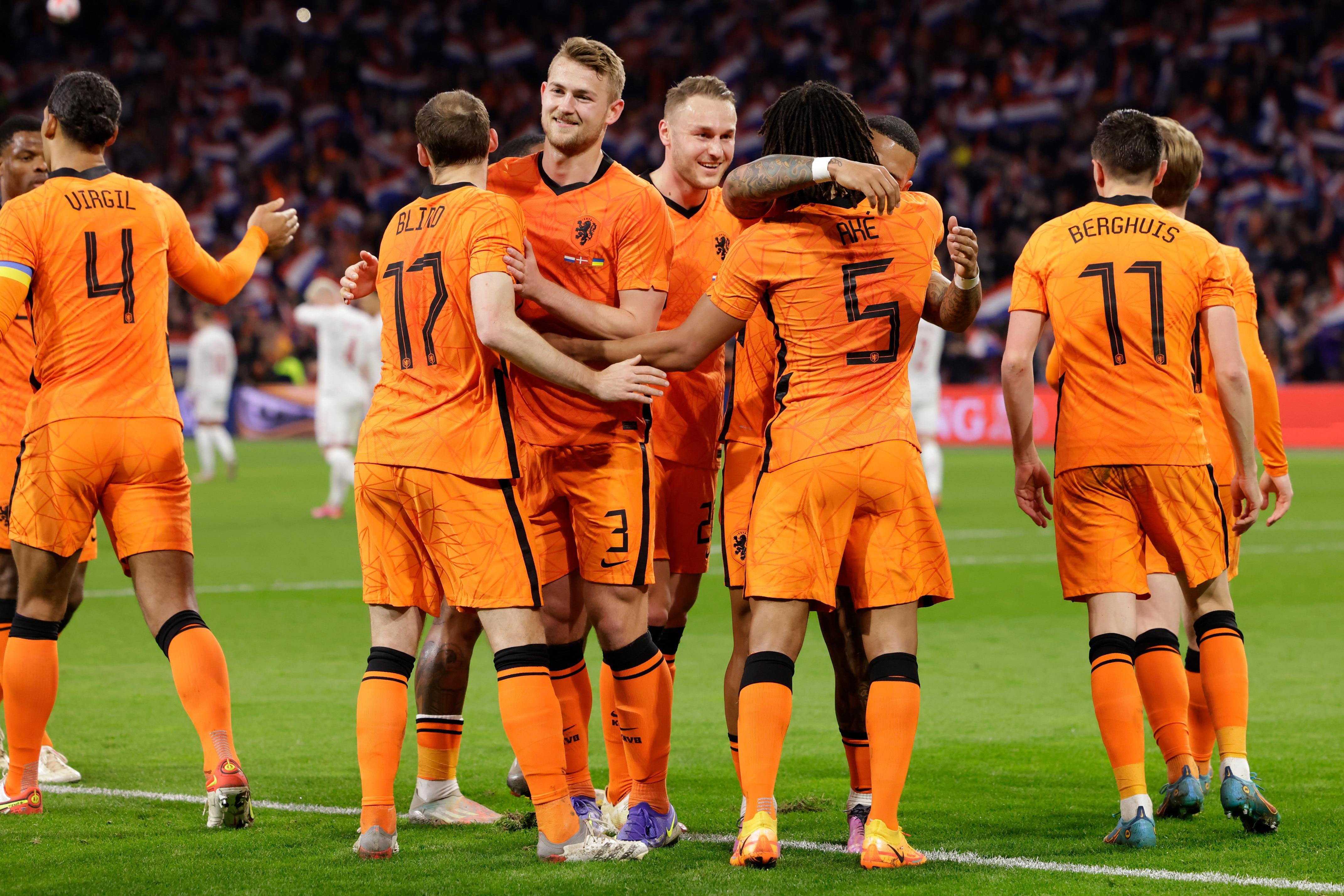 Đội tuyển bóng đá quốc gia Hà Lan là gì? Cơn lốc màu da cam