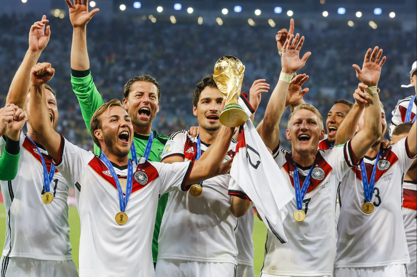 Đội tuyển bóng đá quốc gia Đức là gì? Cỗ xe tăng mạnh mẽ