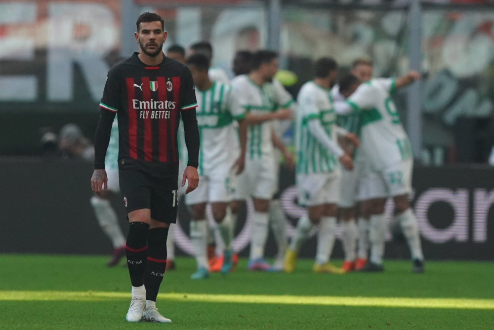 Serie A 2022-23 Highlights Milan 2-5 Sassuolo