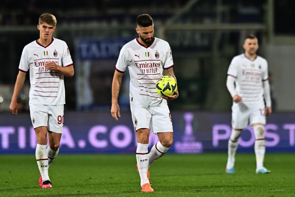 Kết quả Fiorentina 2-1 Milan: Rossoneri đứt mạch chiến thắng